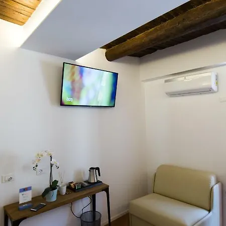 Duetto Al Duomo Πανσιόν 3*